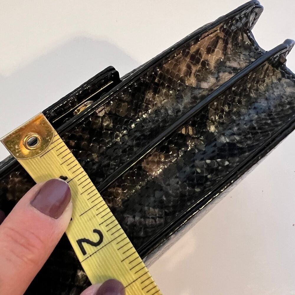 Victoria’s Secret ladies wallet, clutch, faux snakeskin - Picture 6 of 12